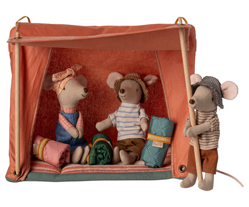 Happy camper tent, Mouse