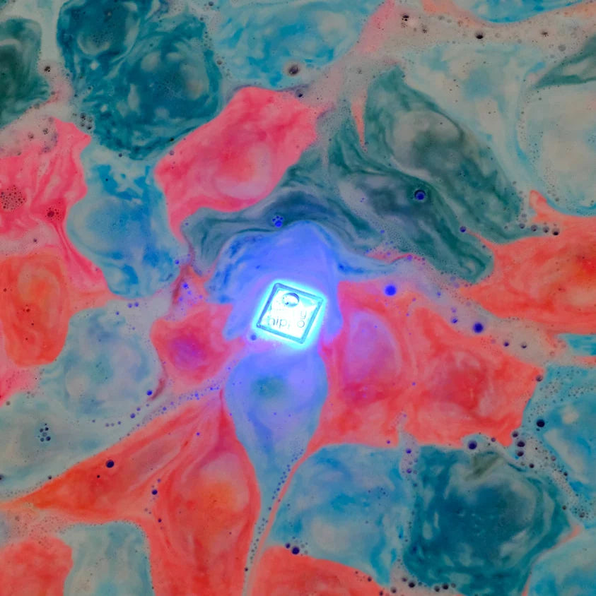 Merry Unicorn Christmas - Mini Bath Bombs with Bath Light