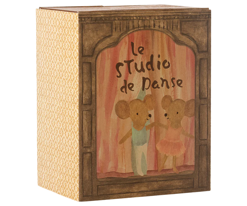 Ballet mice in dance studio, Little sister and brother