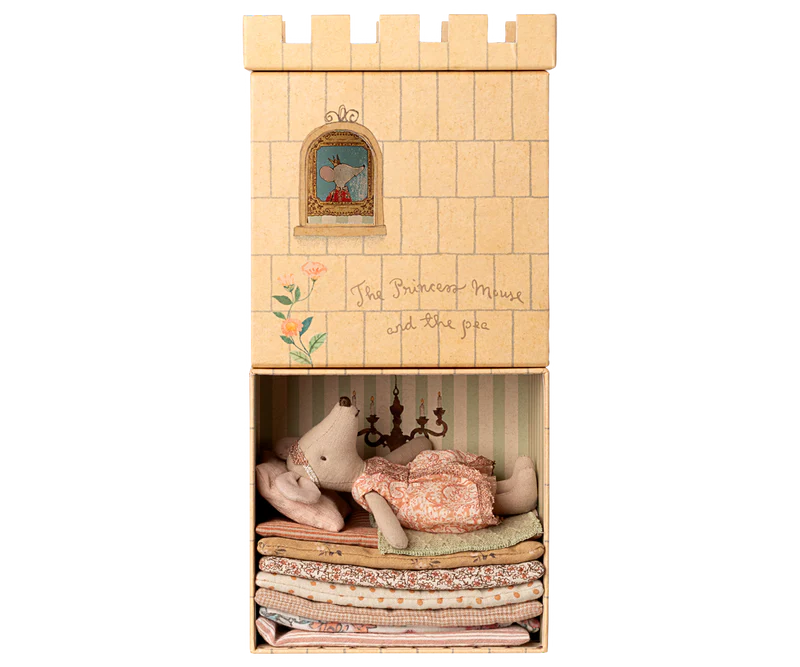 Princess and the pea, Big sister mouse