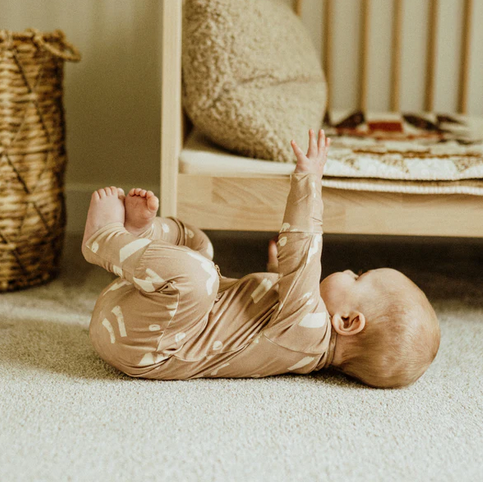 Bamboo Sleeper - Abstract