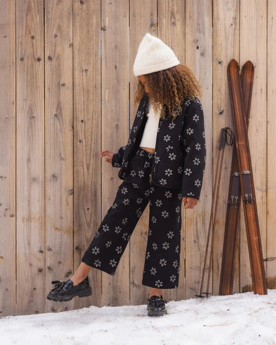 Dove Pant Black Daisy