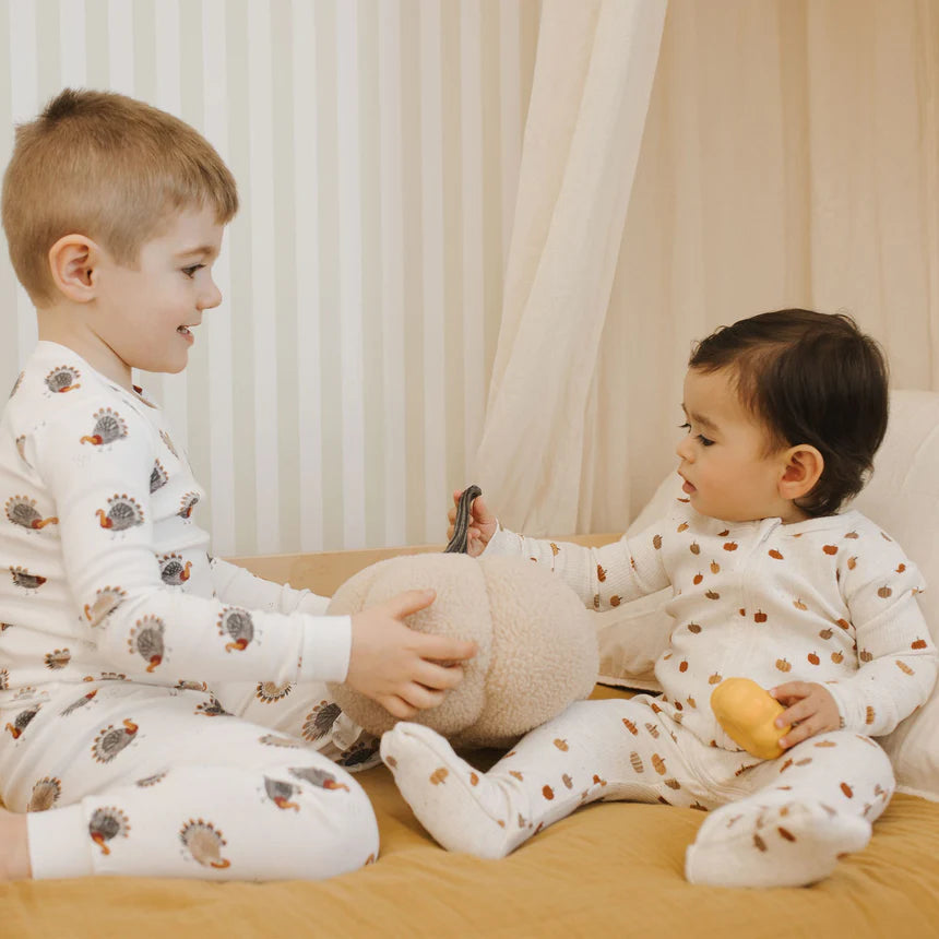 Pumpkin Print on Heathered Oatmeal Convertible Sleeper