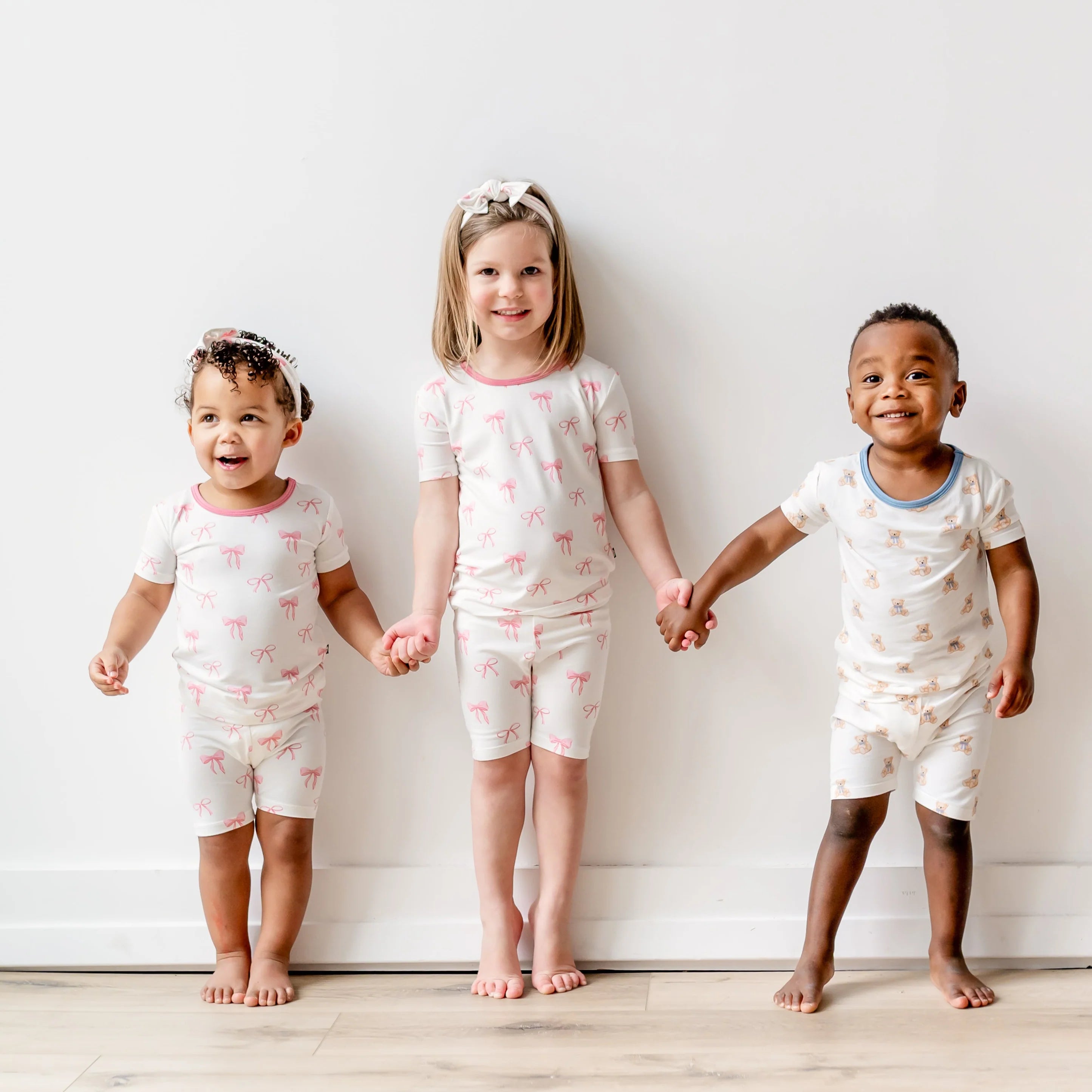 Short Sleeve Pajamas in Bow