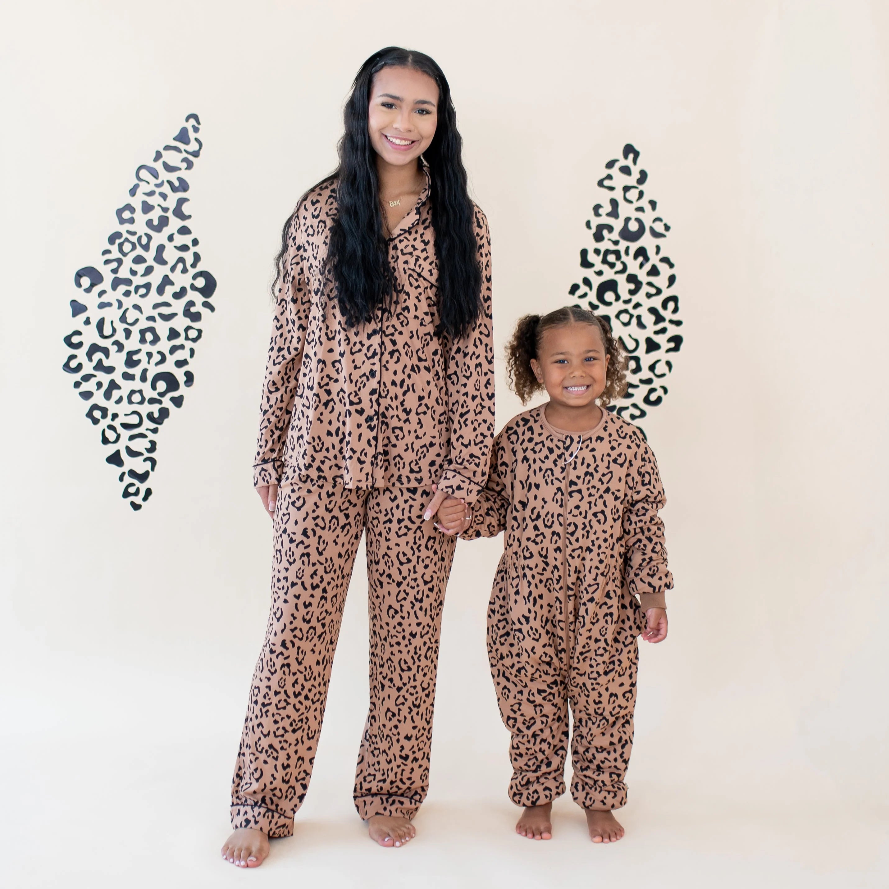 Long-Sleeved Women's Pajama Set in Latte Leopard