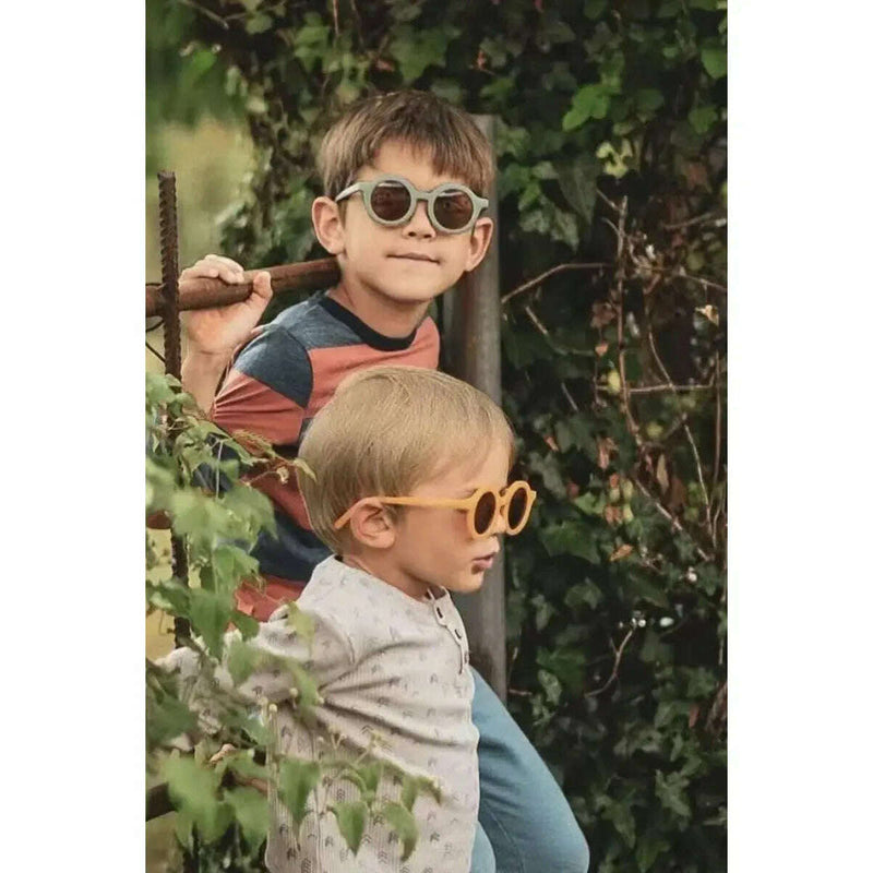 Kids sales round sunglasses