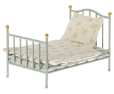 Vintage Bed - Mint
